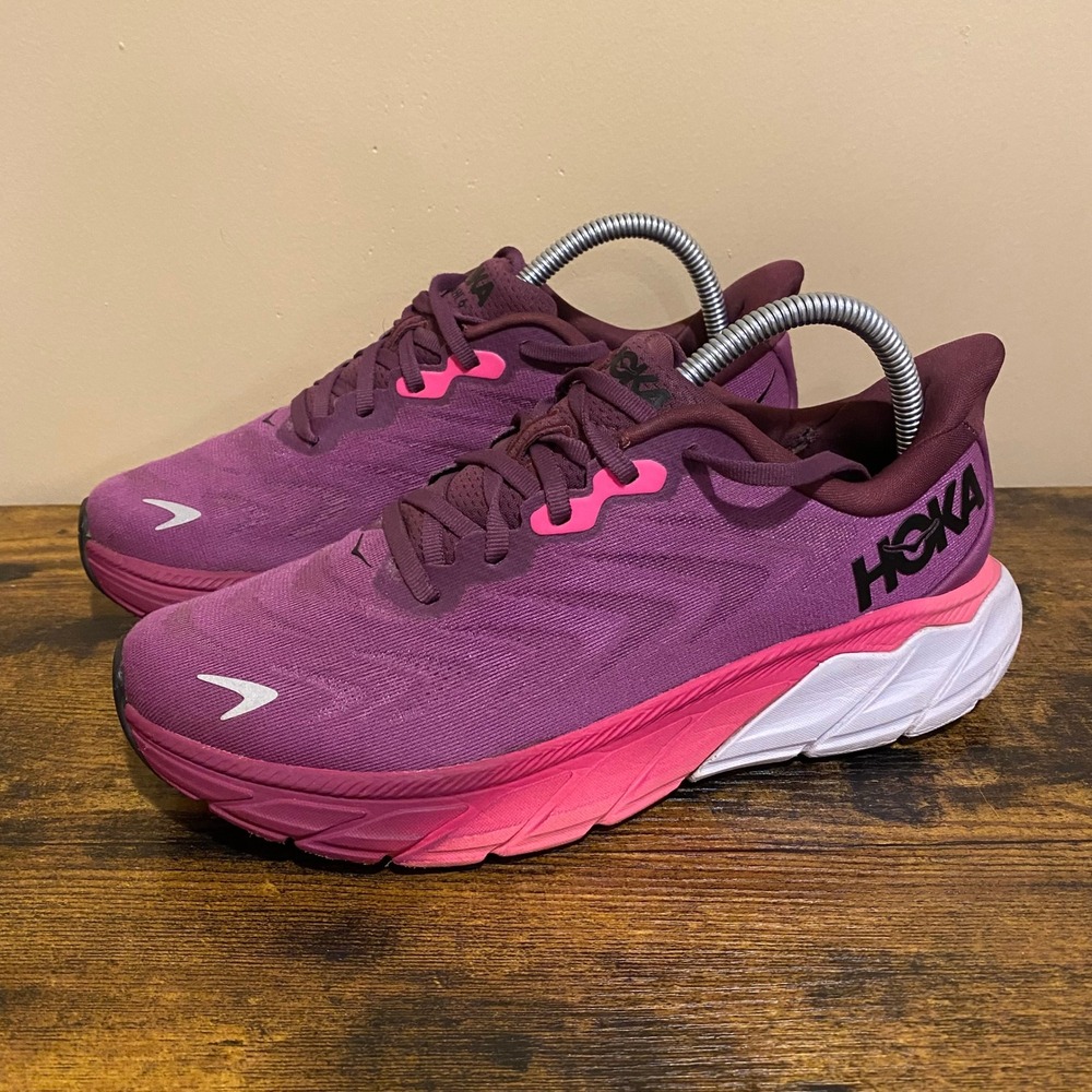 Hoka Arahi 6 Womens Running Shoes Wine Fuchsia Pink Stability Sneakers Size 8